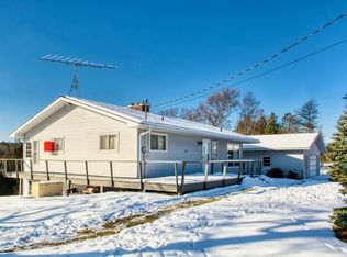 21120 Dowsett Trl, Atlanta, MI 49709