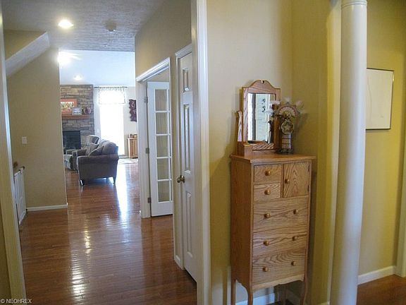 2nd image of 9751 Bentley Dr
