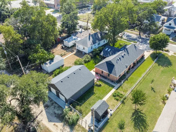 910 N Walnut St, Hutchinson, KS 67501