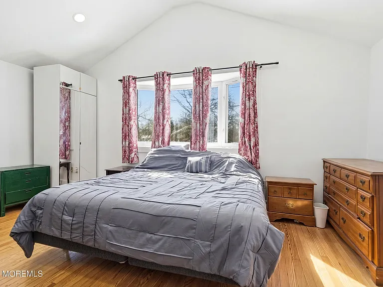 615 Corlies Ave — Photo 28