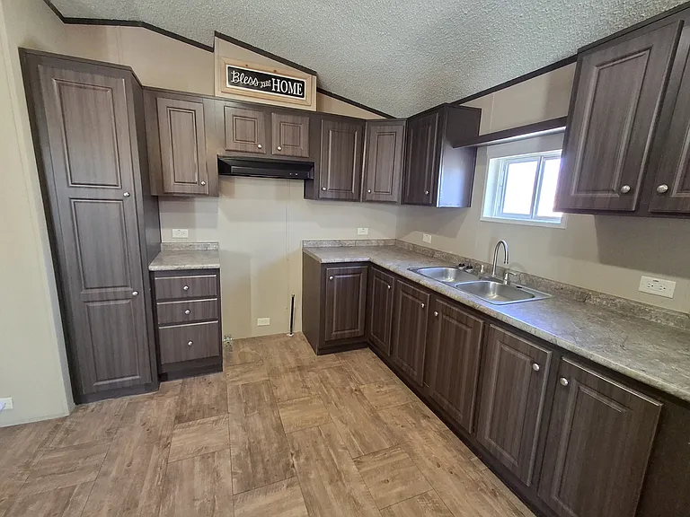 1701 Coach Rd — Photo 3