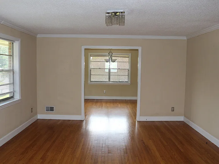 3817 Ardincaple Dr — Photo 10