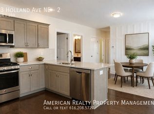 13 Holland Ave NE #2, Grand Rapids, MI 49503