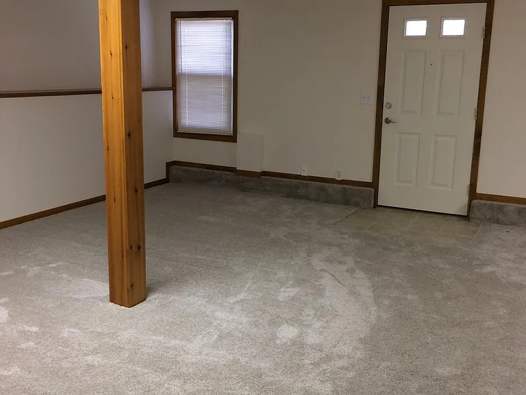 1200 NE Franklin Dr — Photo 27