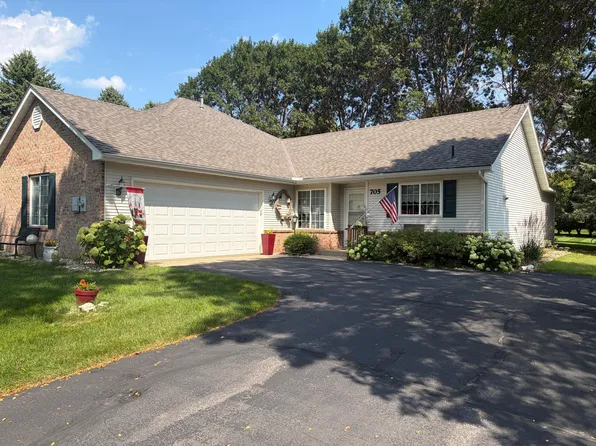 705 24th St SE, Willmar, MN 56201