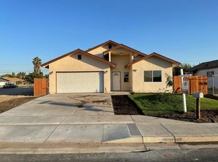 217 E 3rd St, Hanford, CA 93230