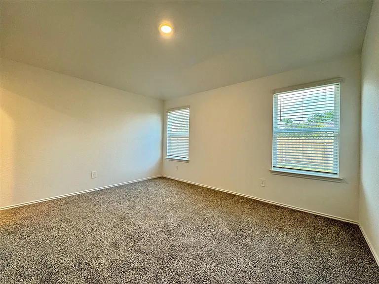 1746 Windstone Ridge Dr — Photo 8