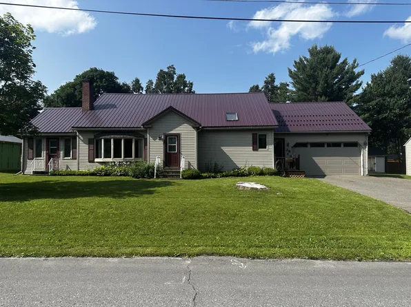 28 Pilgrim Road, Caribou, ME 04736