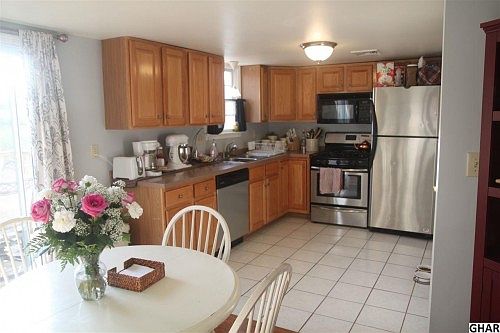 5th image of 48 Glenview Cir