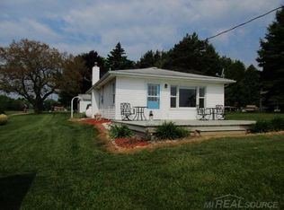 4804 N Lakeshore Rd, Deckerville, MI 48427