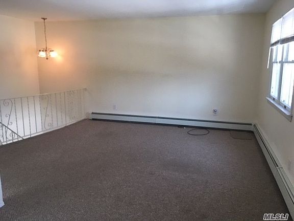 4th image of 6 Berger Ave