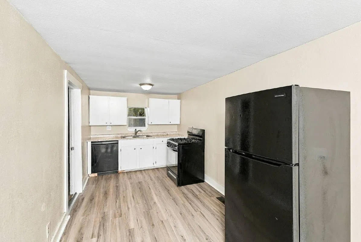 3816 W 59th St in Tulsa, OK 74107 — Photo 3