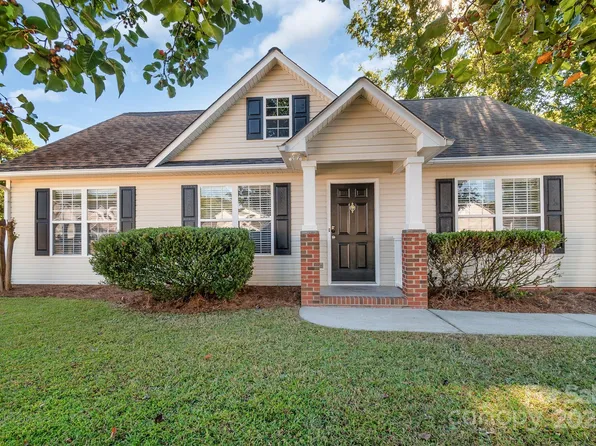 4169 Thomas Sam Dr, Rock Hill, SC 29732