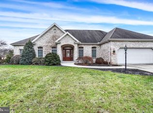 1782 Springwillow Dr, Mechanicsburg, PA 17055