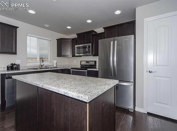 3rd image of 9832 Morning Vista Drive