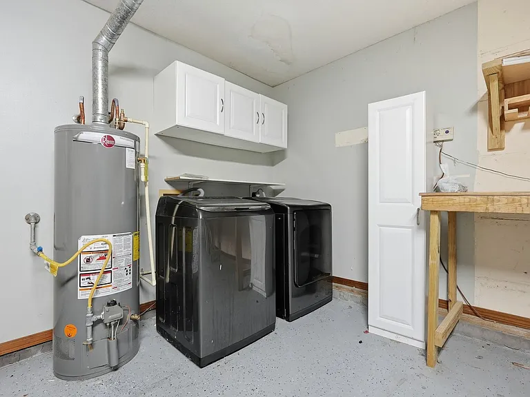 519 Matthew St — Photo 30