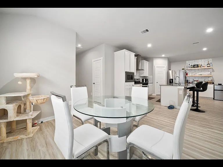 12817 Tokenhouse Ln — Photo 8