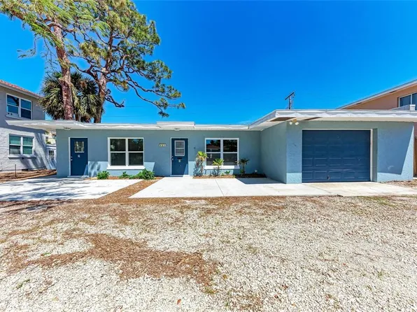 420 Armada Rd S, Venice, FL 34285