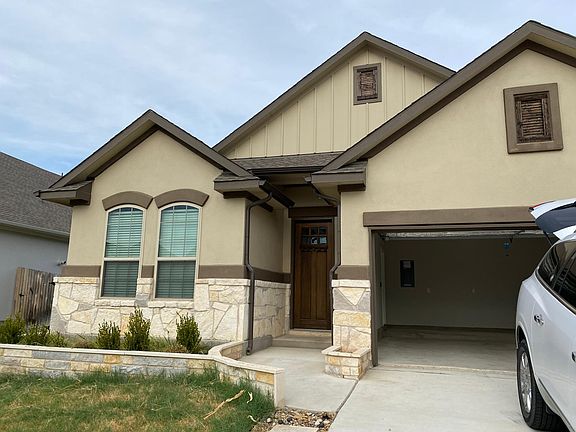 4th image of 113 Birkshire Dr