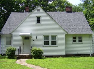 31 New St, Wilton, CT 06897