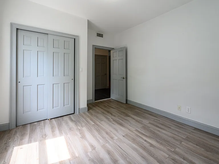 54 Mechanic St #2 — Photo 7