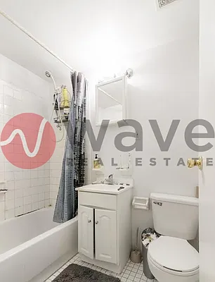 Rented by Wave Real Estate Group | media 58