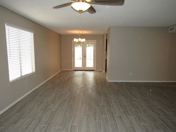3rd image of 268 S Cypress Ct