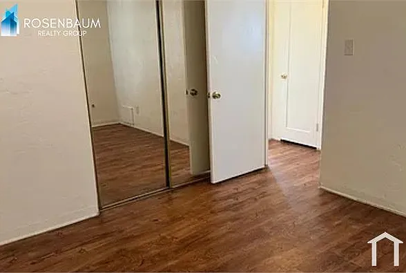 1701 N Village Dr — Photo 7