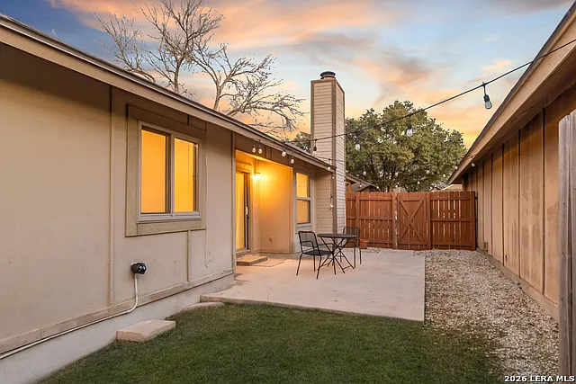 3 bed, 1.0 bath, 1067 sqft, $1,500 — Photo 4