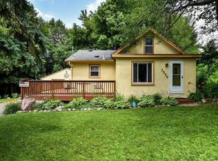 3554 Lyric Ave, Wayzata, MN 55391