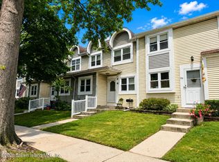 41 Cooper Ter, Staten Island, NY 10314
