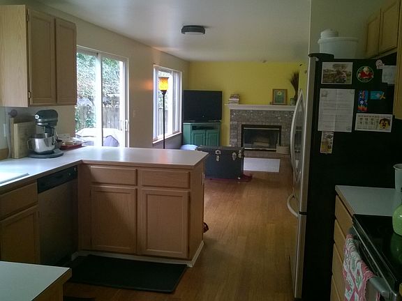 4th image of 5627 1st Ave SE