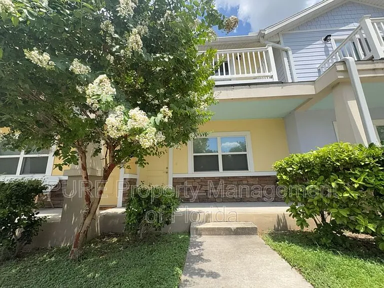 339 NE Sanchez Ave #108 — Photo 1
