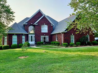 17831 Bradbe Rd, Fisherville, KY 40023