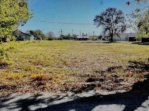 305 S Mayes St, Adair, OK 74330