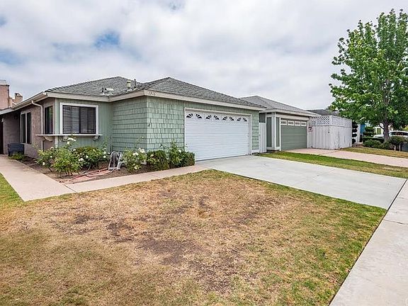 2nd image of 1316 Lakeside Ln