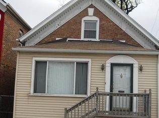 2647 W Gladys Ave, Chicago, IL 60612