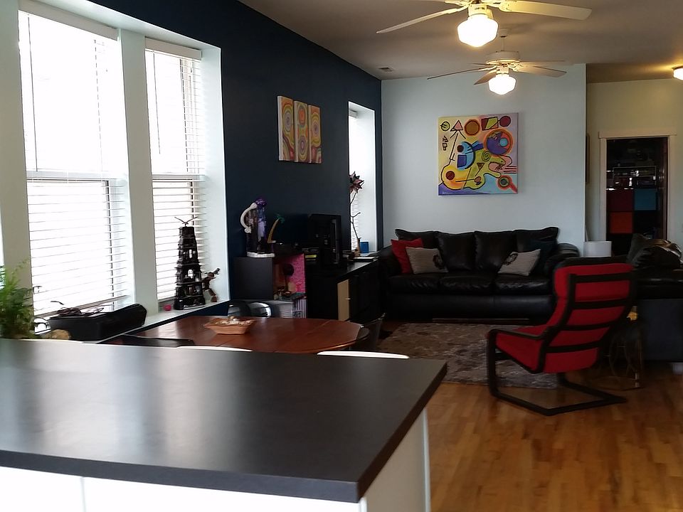 1st image of 3045 W. Sunnyside Ave