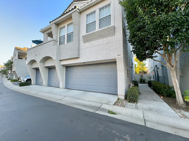 Unit front facing with garage entrance