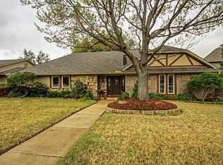 2712 Raintree Dr, Carrollton, TX 75006