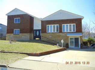 108 Harbor Rd, Bellmawr, NJ 08031