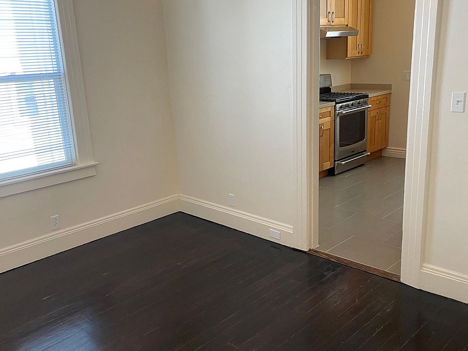 Living Room (1)