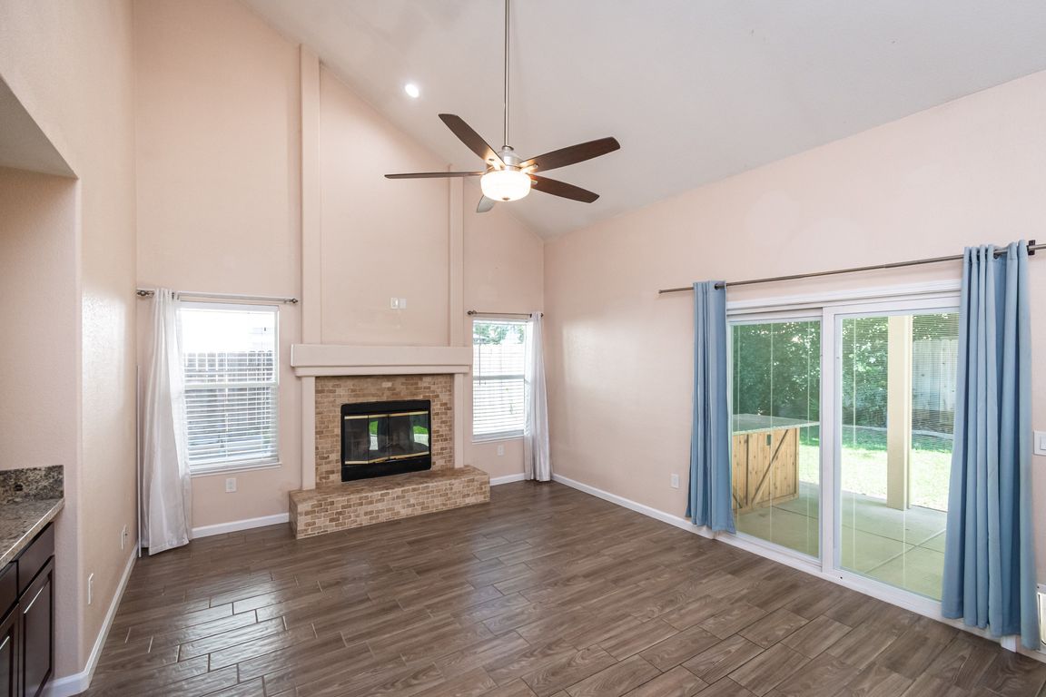 next background image