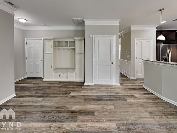 4th image of 4283 Falls Lake Dr SW