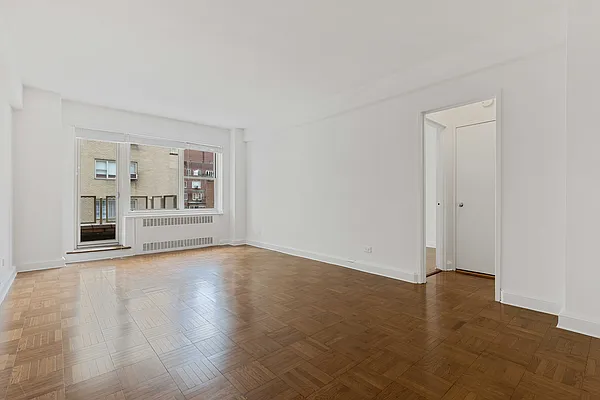 Rented by Byson Real Estate Company | media 10