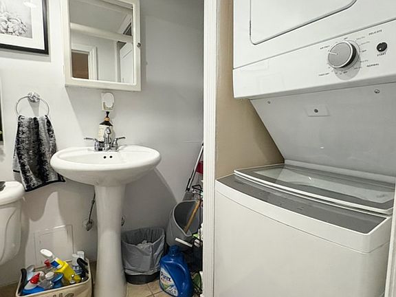 3rd image of 308 W 105th St APT B