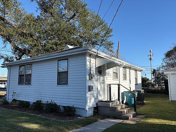 5th image of 151 River Bend Dr