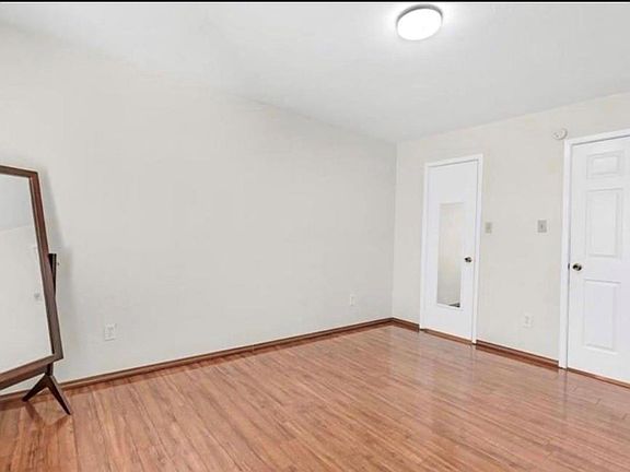 5th image of 6161 Reims Rd APT 200