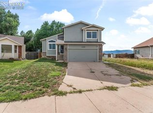 11224 Berry Farm Rd, Fountain, CO 80817