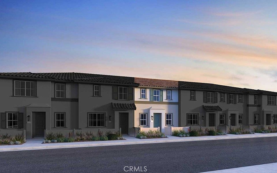 1st image of 33251 Opal Glass Dr